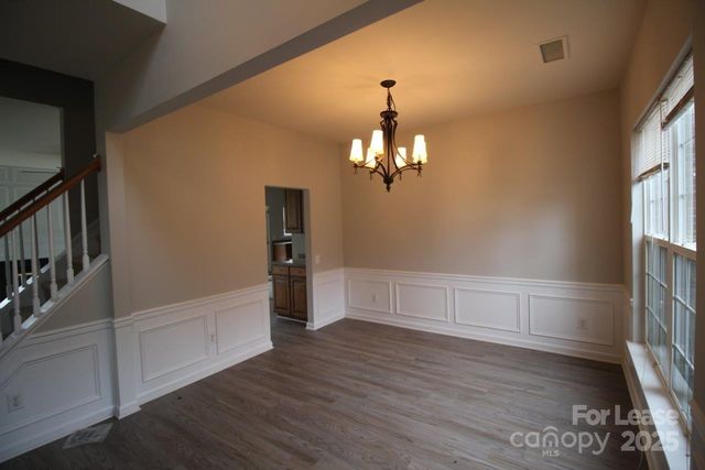 10824 Fountaingrove Drive, Charlotte, NC 28262