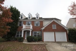 10824 Fountaingrove Drive, Charlotte, NC 28262