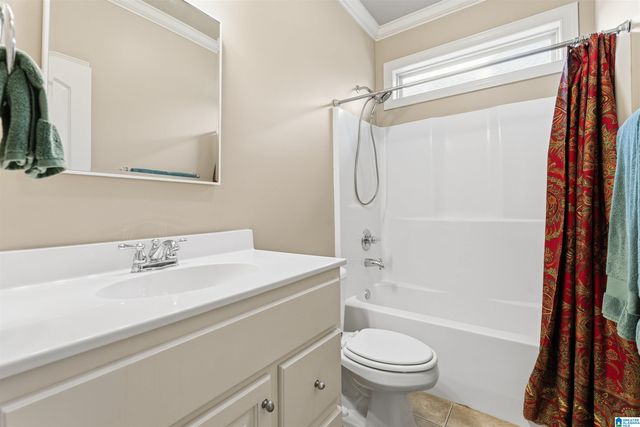 240 STRATHAVEN LANE, Pelham, AL 35124