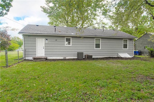7514 Woodson Road, Raytown, MO 64138