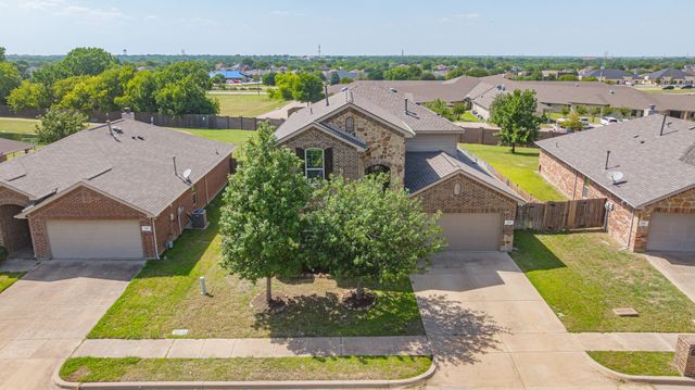 229 Pin Cushion Trail, Burleson, TX 76028