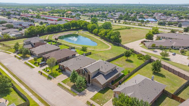 229 Pin Cushion Trail, Burleson, TX 76028