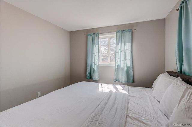 6733 S Ash Way, Centennial, CO 80122