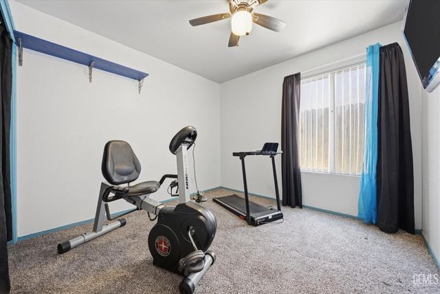 5706 Antigua Drive, Bakersfield, CA 93313
