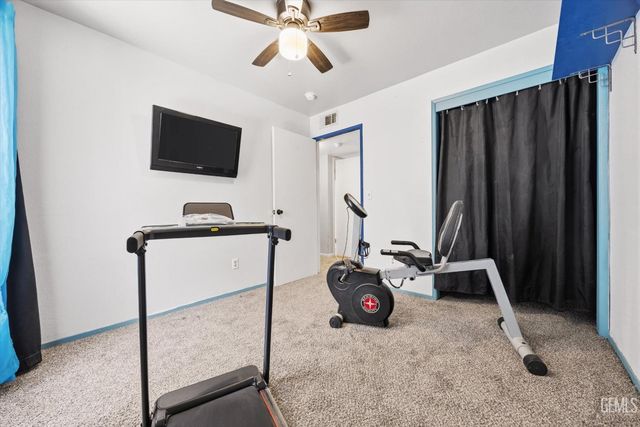 5706 Antigua Drive, Bakersfield, CA 93313