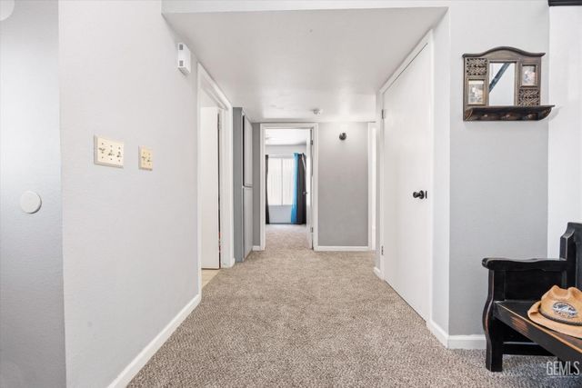 5706 Antigua Drive, Bakersfield, CA 93313
