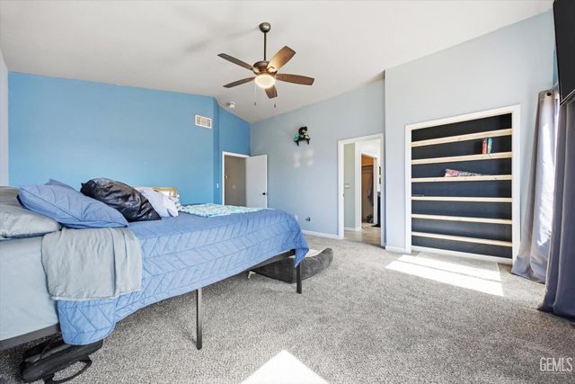 5706 Antigua Drive, Bakersfield, CA 93313