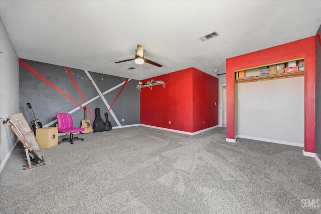5706 Antigua Drive, Bakersfield, CA 93313