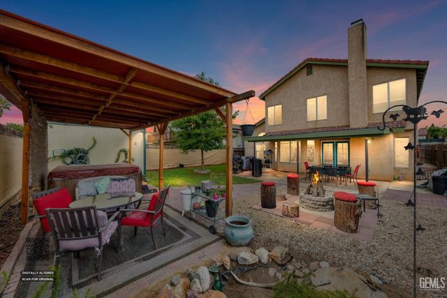 5706 Antigua Drive, Bakersfield, CA 93313