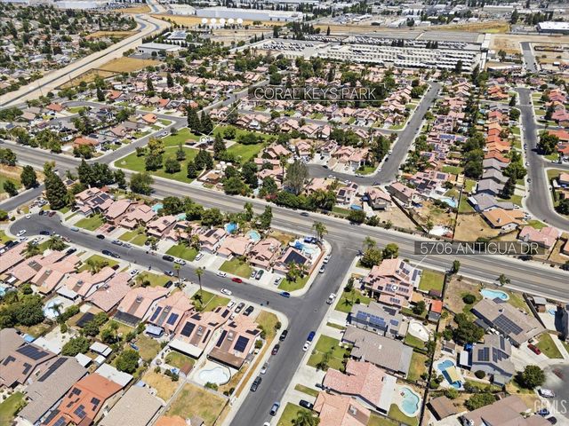 5706 Antigua Drive, Bakersfield, CA 93313