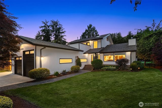 9004 NE 170th Street, Kenmore, WA 98028