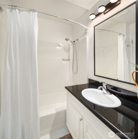 9004 NE 170th Street, Kenmore, WA 98028