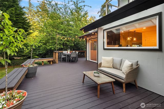 9004 NE 170th Street, Kenmore, WA 98028