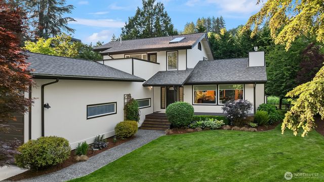9004 NE 170th Street, Kenmore, WA 98028