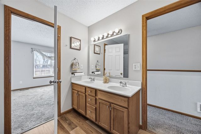 63 Primrose Court, Iowa City, IA 52240