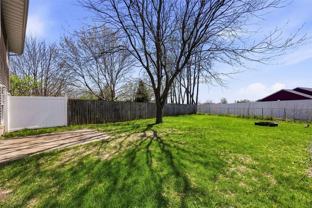 63 Primrose Court, Iowa City, IA 52240