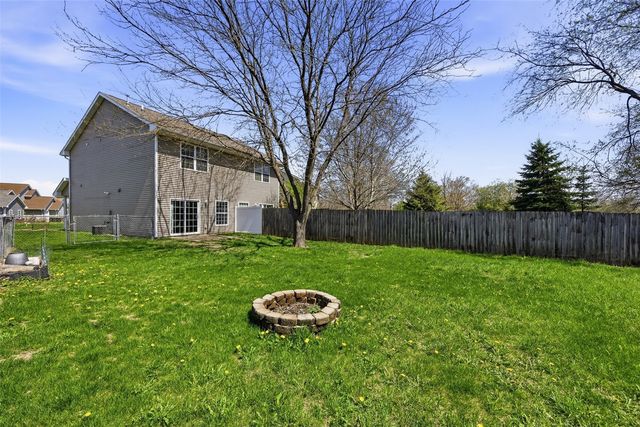 63 Primrose Court, Iowa City, IA 52240