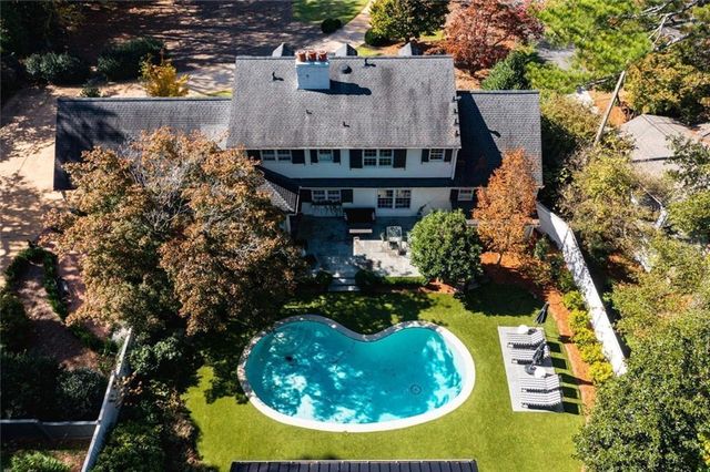 521 Heyward NW Circle, Marietta, GA 30064