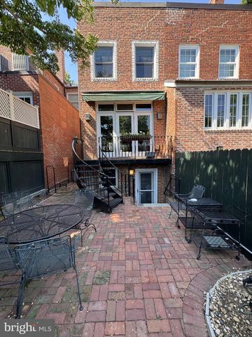 3338 RESERVOIR RD NW, Washington, DC 20007