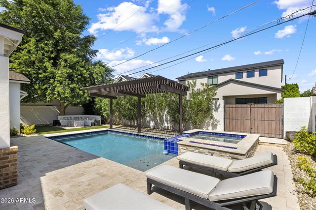 4506 E MONTECITO Avenue, Phoenix, AZ 85018
