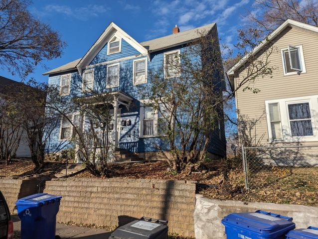 23 Acker Street W, Saint Paul, MN 55117