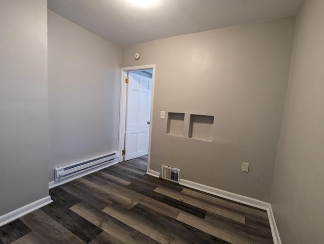 23 Acker Street W, Saint Paul, MN 55117