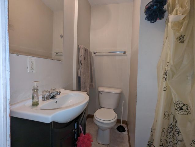 23 Acker Street W, Saint Paul, MN 55117