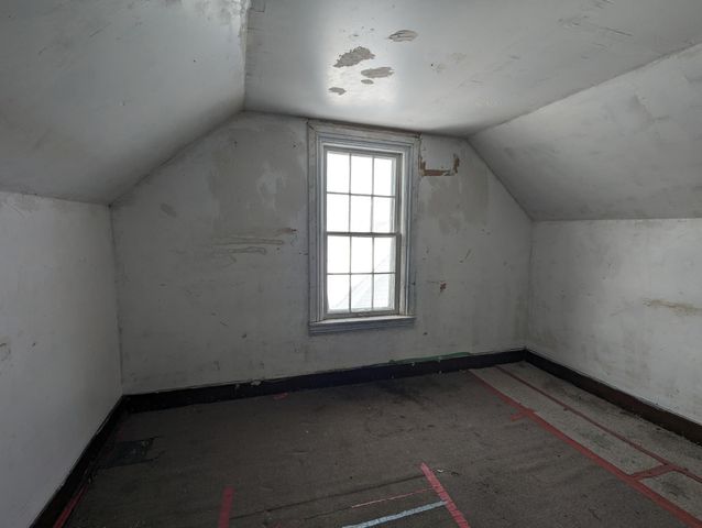 23 Acker Street W, Saint Paul, MN 55117