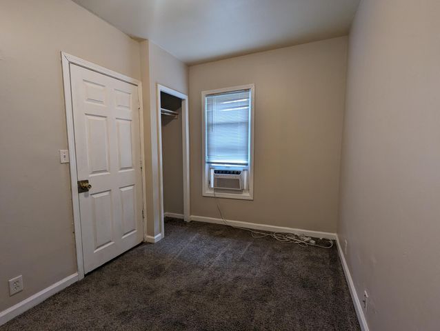 23 Acker Street W, Saint Paul, MN 55117