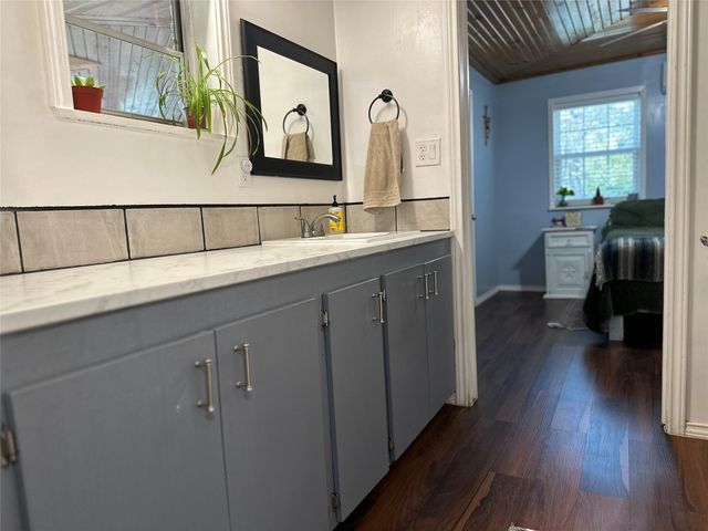 1425 West Road 199AZ, Azle, TX 76020