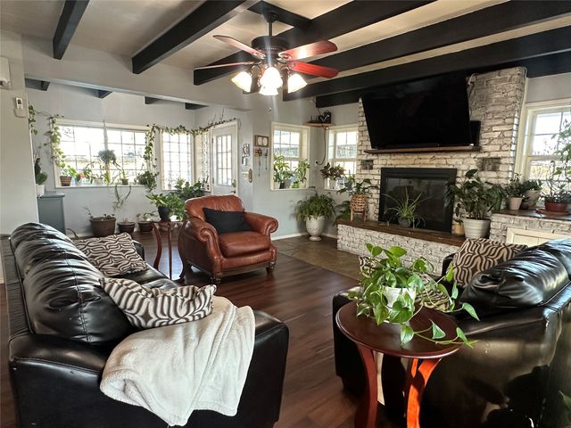 1425 West Road 199AZ, Azle, TX 76020