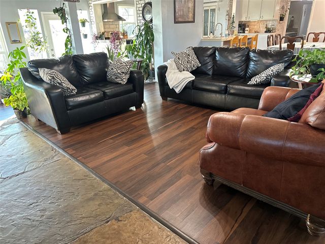 1425 West Road 199AZ, Azle, TX 76020