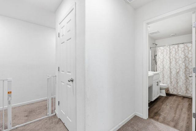 1660 Silvershire Dr, Stockton, CA 95206