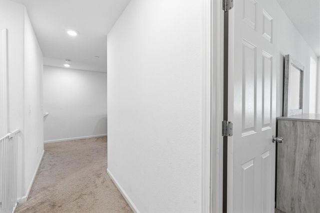 1660 Silvershire Dr, Stockton, CA 95206