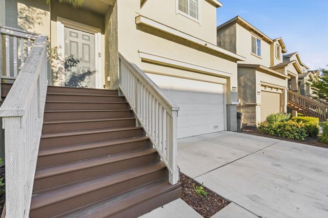 1660 Silvershire Dr, Stockton, CA 95206