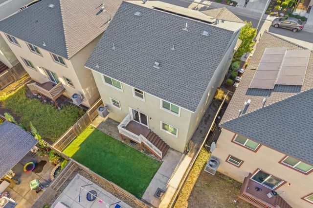 1660 Silvershire Dr, Stockton, CA 95206