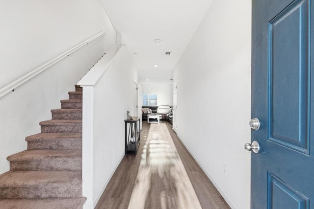 1660 Silvershire Dr, Stockton, CA 95206