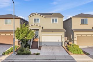 1660 Silvershire Dr, Stockton, CA 95206