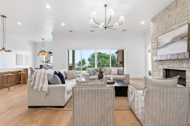 12216 Reflection Pointe Drive, Kingston, OK 73439