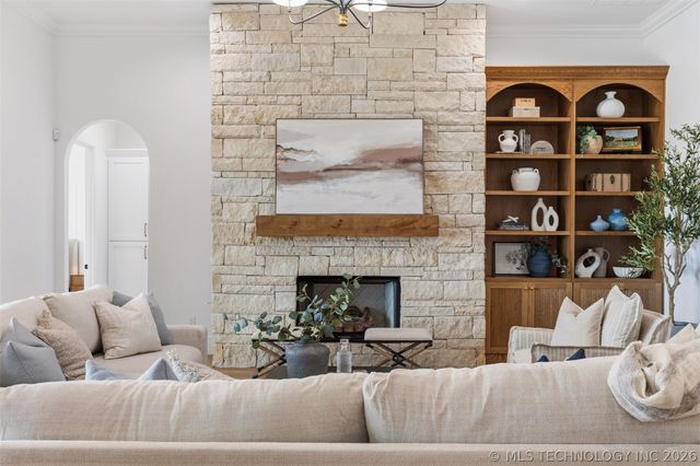 12216 Reflection Pointe Drive, Kingston, OK 73439