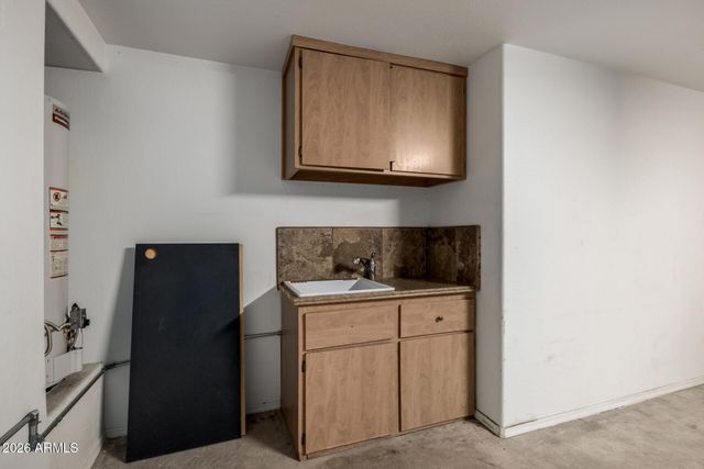 21961 N 69TH Avenue, Glendale, AZ 85310