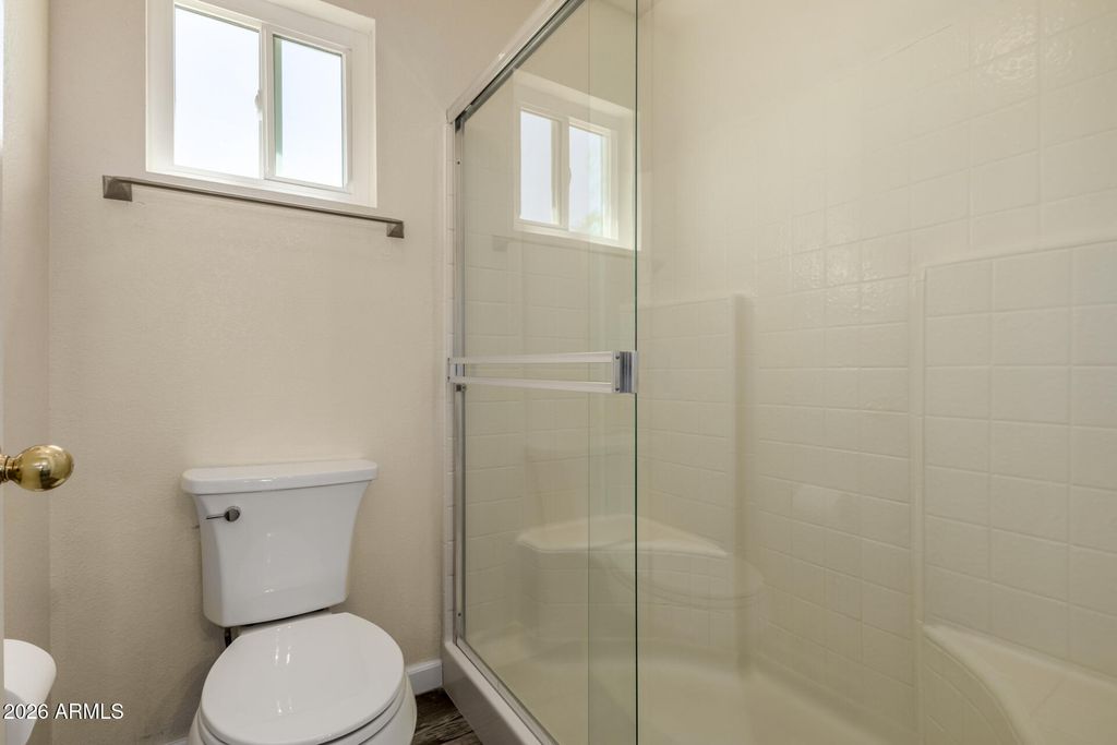 Image 20 of property listing at 21961 N 69TH Avenue, Glendale, AZ 85310