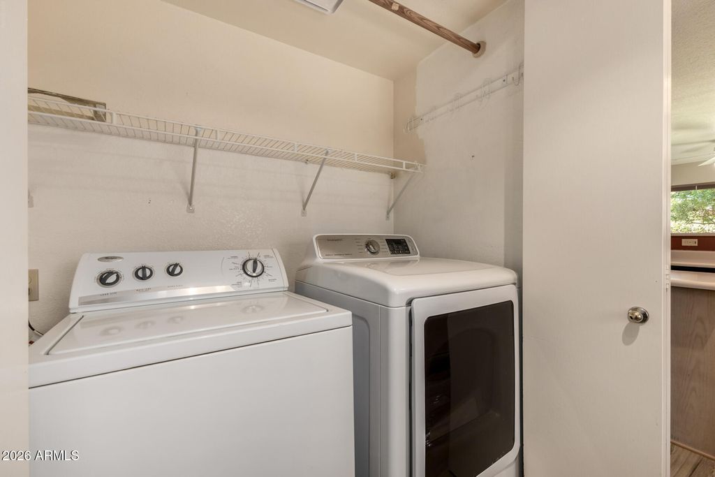 Image 27 of property listing at 21961 N 69TH Avenue, Glendale, AZ 85310