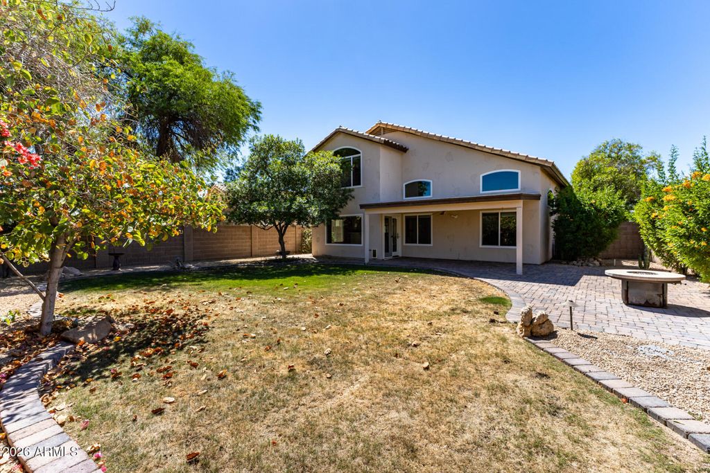 Image 31 of property listing at 21961 N 69TH Avenue, Glendale, AZ 85310