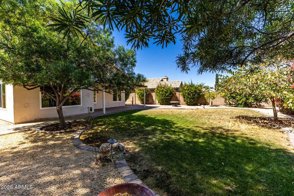 Image 32 of property listing at 21961 N 69TH Avenue, Glendale, AZ 85310