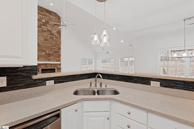 207 Traymore Way, Greer, SC 29650