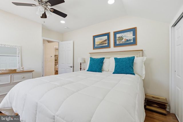 1435 WINDSOR PARK LN, Havertown, PA 19083