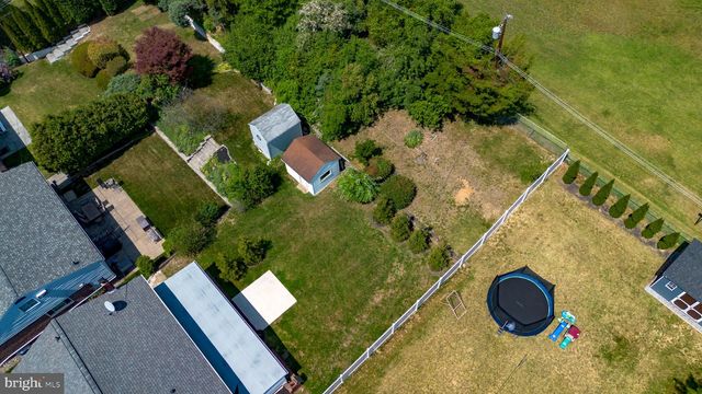 1435 WINDSOR PARK LN, Havertown, PA 19083