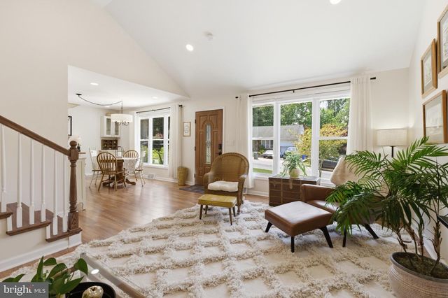 1435 WINDSOR PARK LN, Havertown, PA 19083