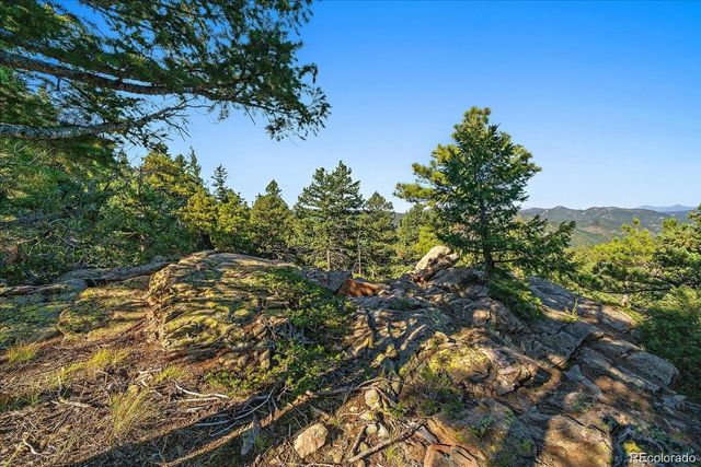 000 Flat Top Trail, Littleton, CO 80127